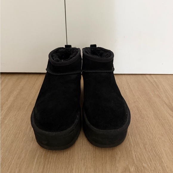 UGG Black Ultra Mini Platform Boots - Picture 2 of 2